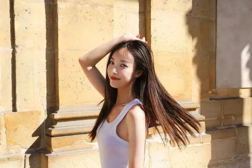 黑红女星直播爆料视频,黑红女星爆料内幕，娱乐圈风云再起  第1张